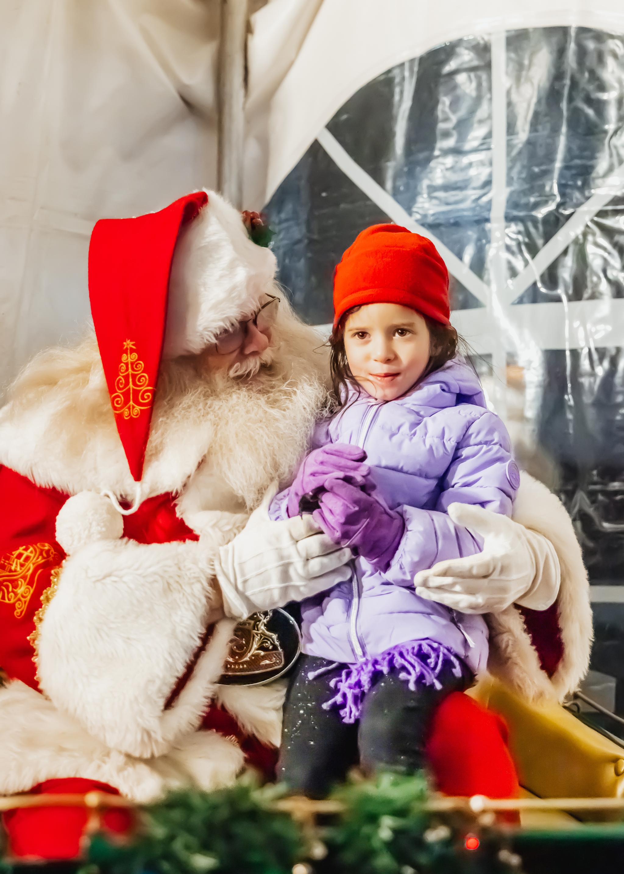 Capturing Magical Moments: Photographing Santa with Kids